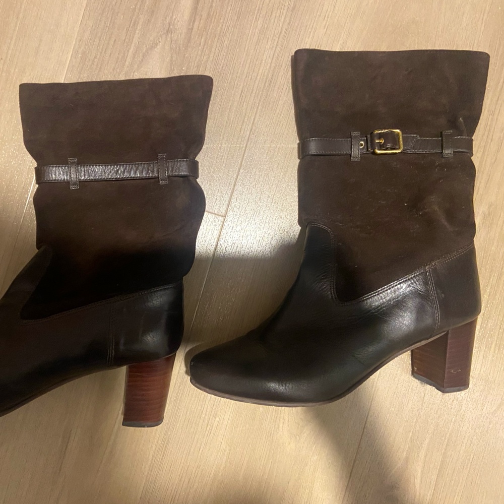 Marc Jacobs brown booties